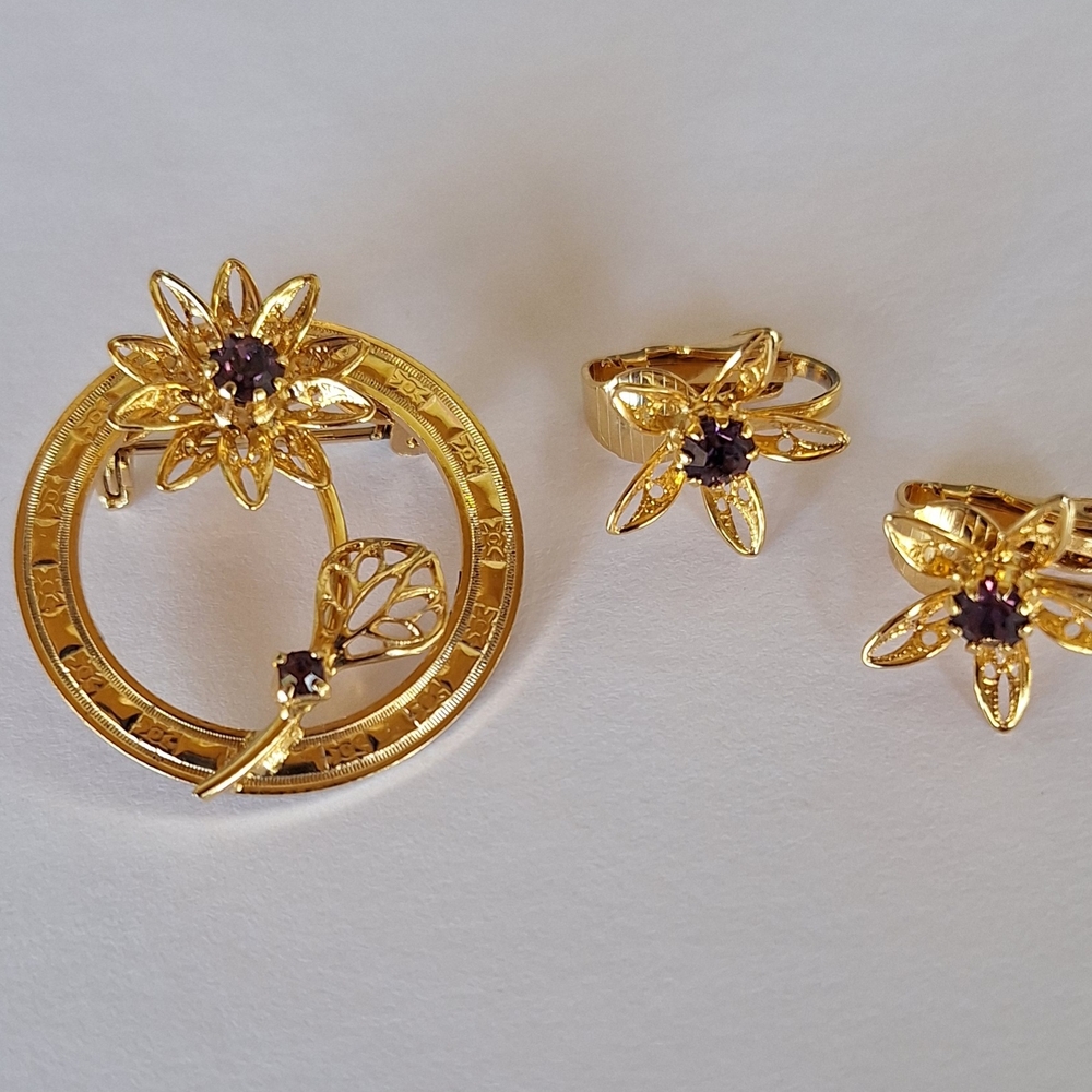 Elegant Gold and Purple Floral Jewelry Set